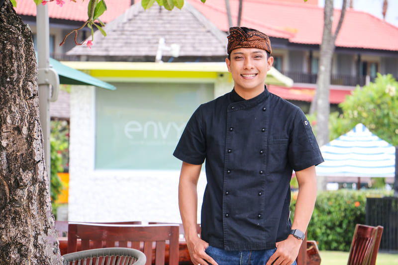 Chef Putu Wahyu Saputra