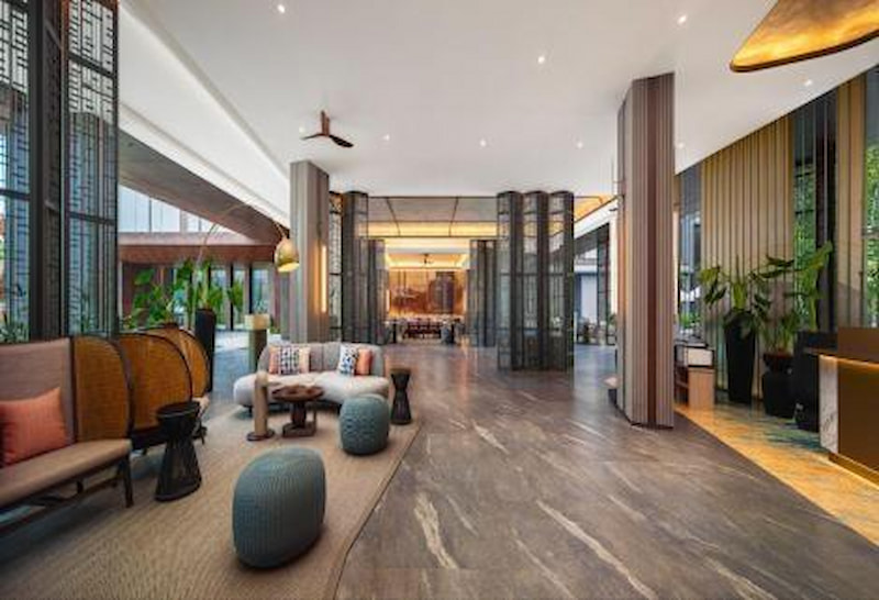 Crowne Plaza Labuan Bajo