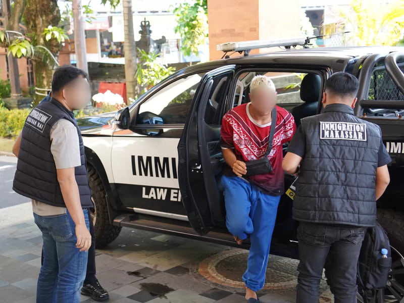 Belgian Citizen Deported After Viral Cliff Jump on Motorcycle in Bali