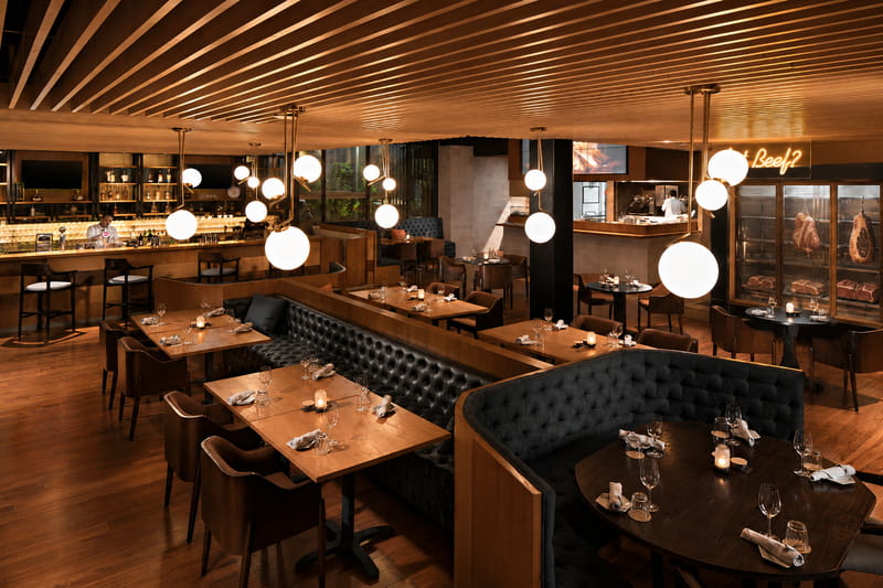HENRY’S Steakhouse