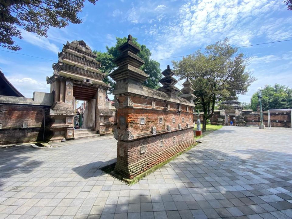 Yogyakarta Launches ‘Bule Mengajar’ Programme to Increase Foreign Tourist Stays