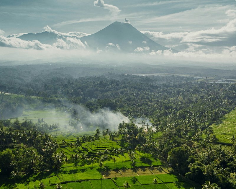 The Expat’s Guide to Indonesia’s Environmental Evolution in Travel and Tourism