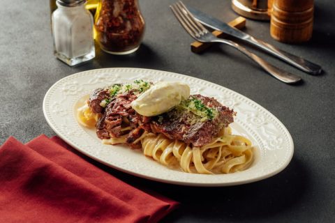 Fettuccine Truffle Carbonara Steak
