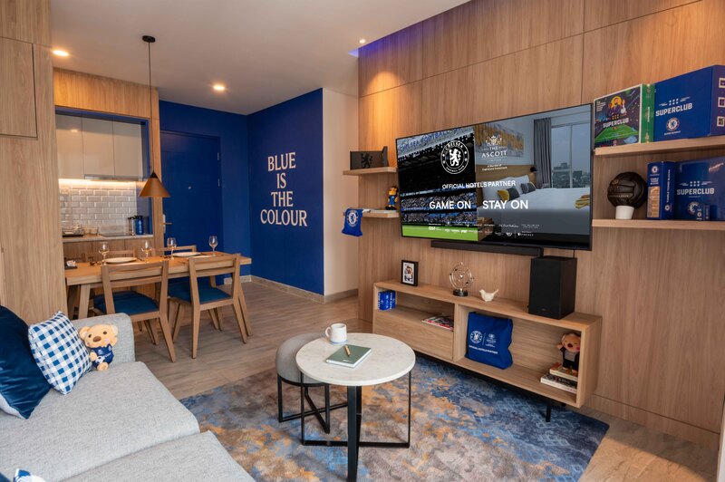 One Night Being a Chelsea Fan in Citadines Sudirman Jakarta