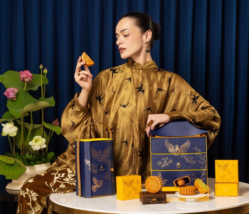 Luminous Mid-Autumn Festival at The St. Regis Jakarta