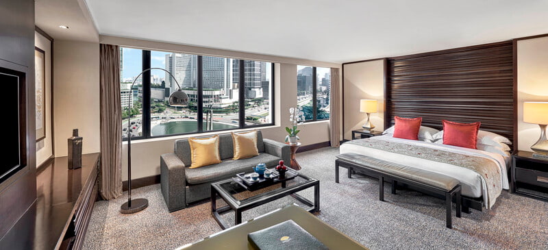 Mandarin Oriental’s 24-Hour Staycation Package