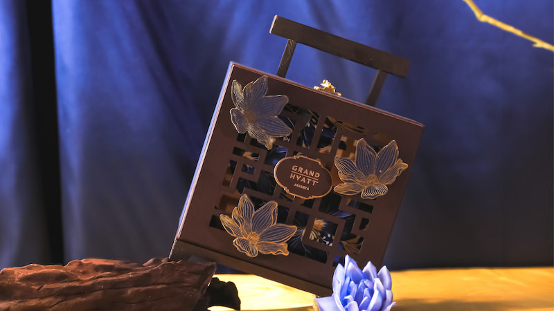 Midautumn Blue Moon Collection