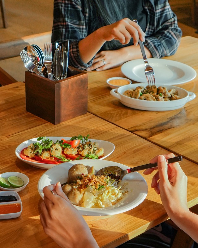 New Tables in Jakarta – Planta Reserva