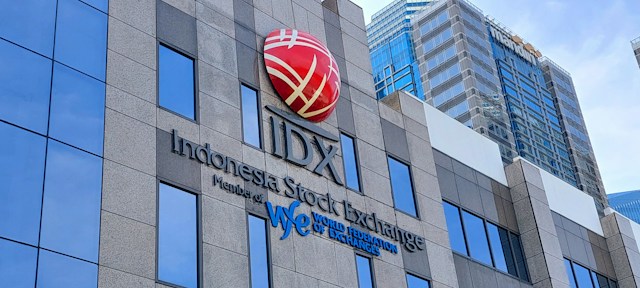 IDX Composite Opens 8% Lower